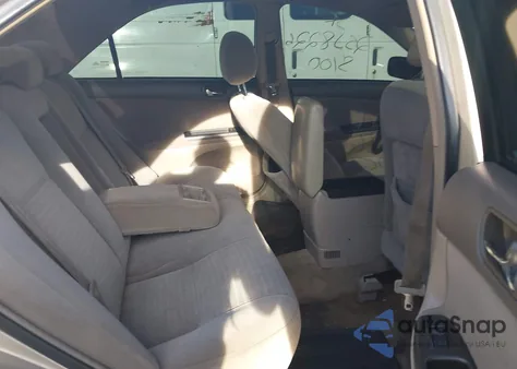 2005 Toyota Camry Std from USA, damaged, VIN 4T1BE32K75U950331